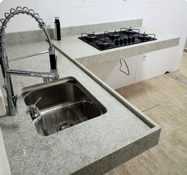 Bancada em Granito Branco Siena